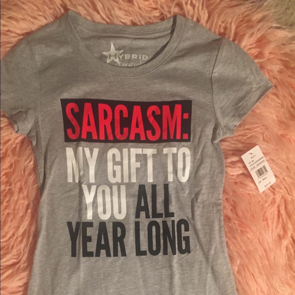 Graphic tee
